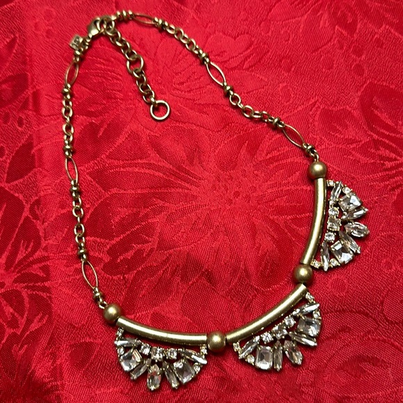 Banana Republic Jewelry - EUC (Like New) Banana Republic Statement Crystal Shine Necklace